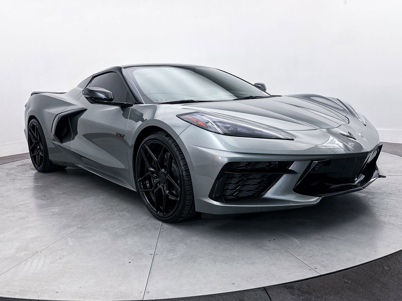 Used 2023 Chevrolet Corvette Stingray Premium Conv w/ Z51 Performance Package RWD image 12
