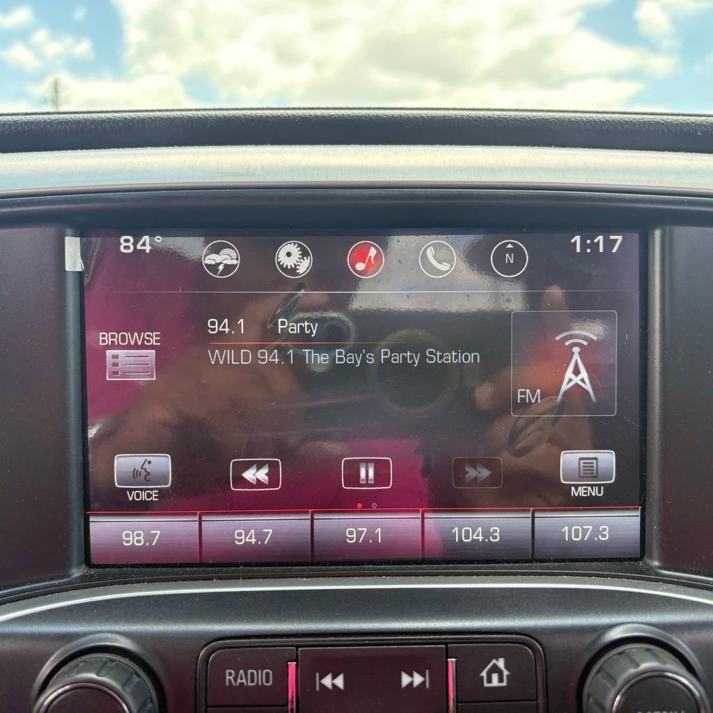 Used 2015 GMC Sierra 1500 SLE w/ SLE Value Package image 21