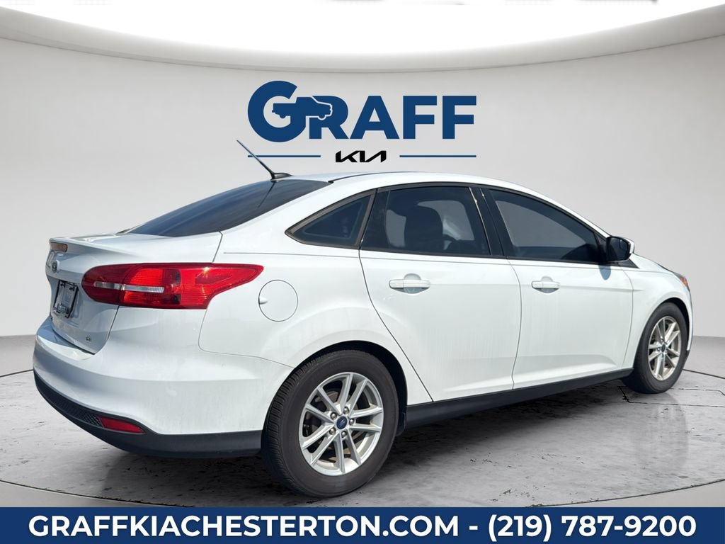 Used 2018 Ford Focus SE FWD image 11