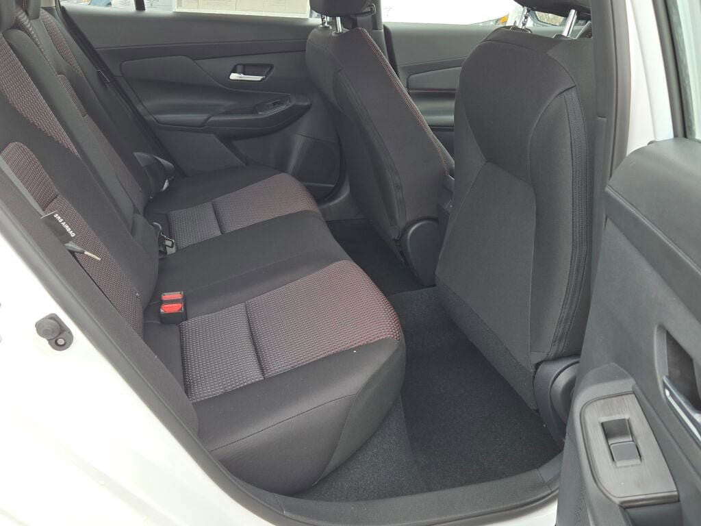 New 2026 Nissan Sentra SR image 9