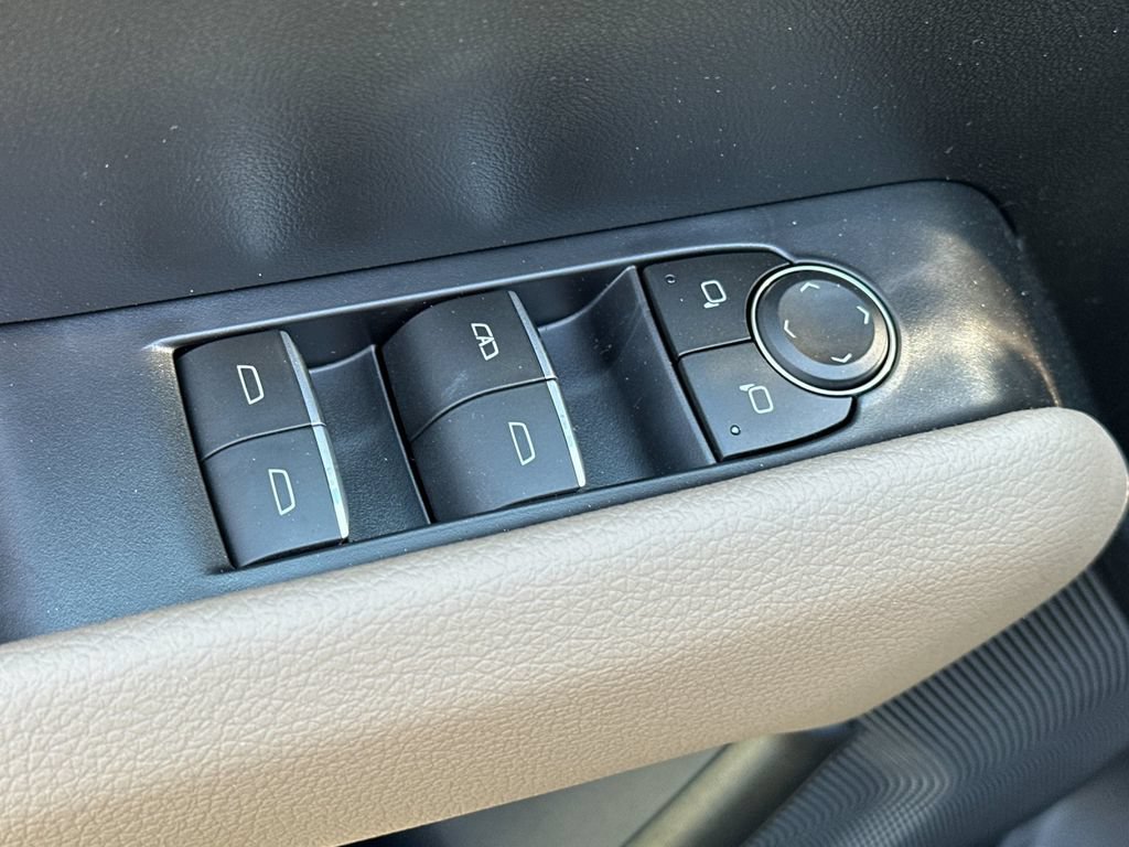 New 2026 GMC Canyon Denali AWD/4WD image 10