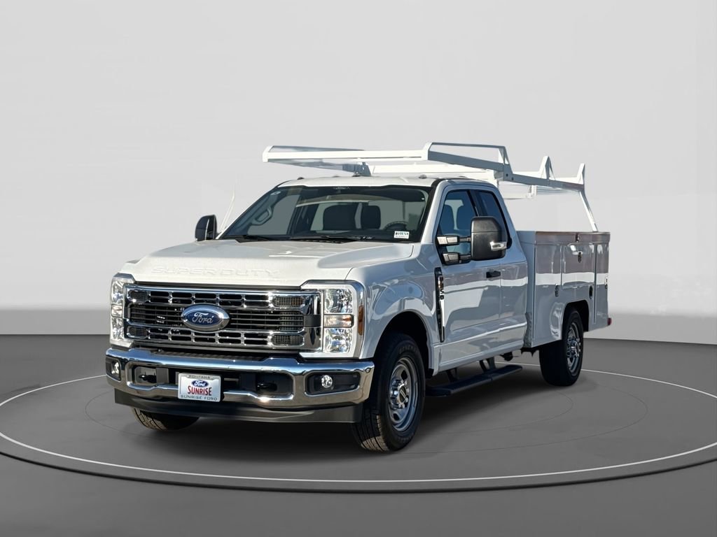 New 2026 Ford F350 XL w/ XL Chrome Package image 1