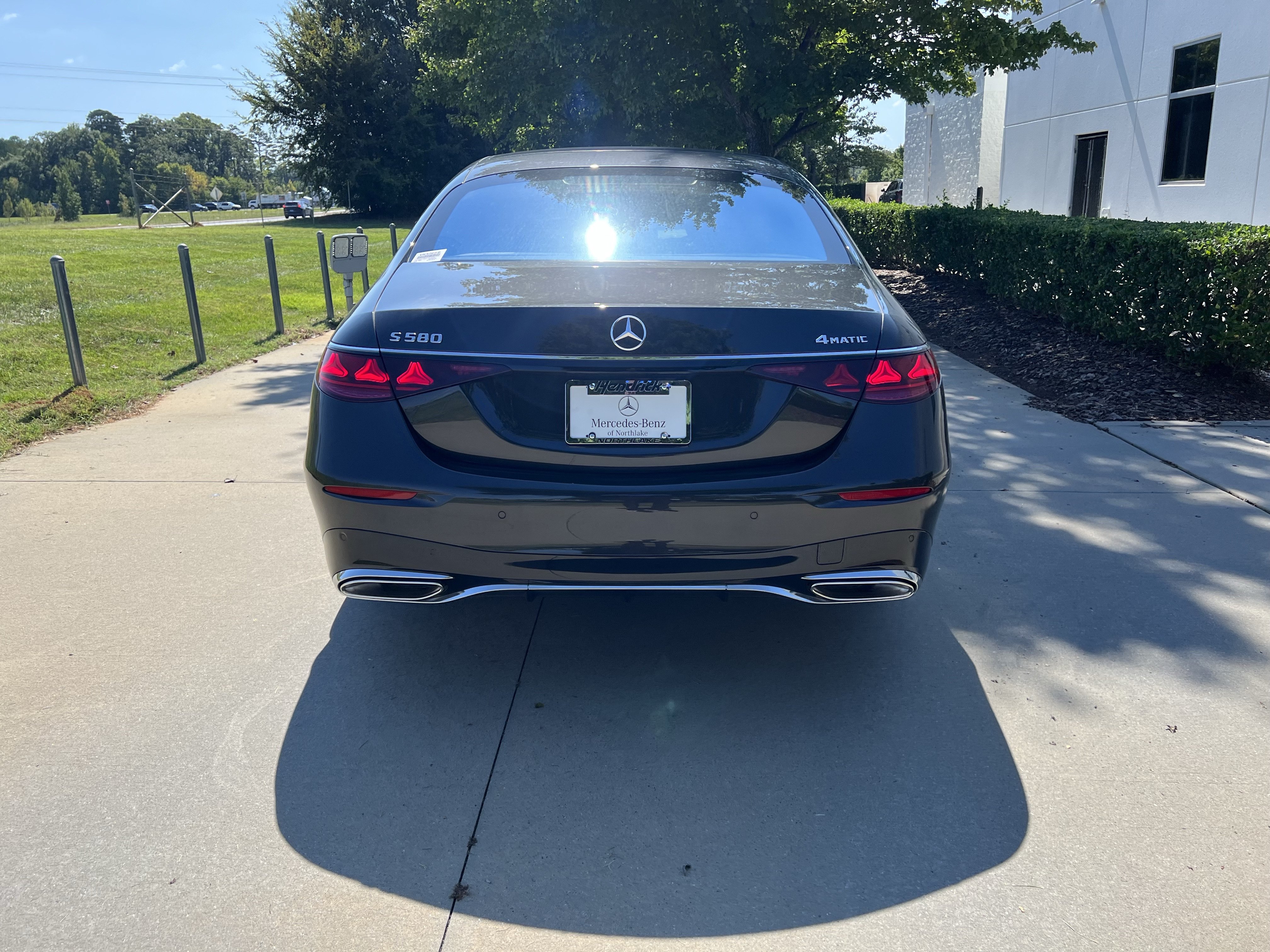 New 2027 Mercedes-Benz S 580 4MATIC Sedan image 8