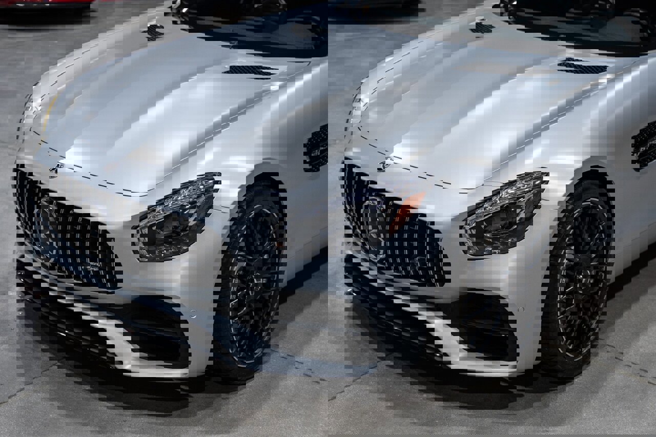 Used 2019 Mercedes-Benz AMG GT Roadster image 18