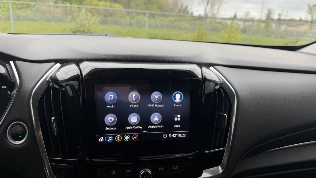 Used 2020 Chevrolet Traverse LT FWD image 12