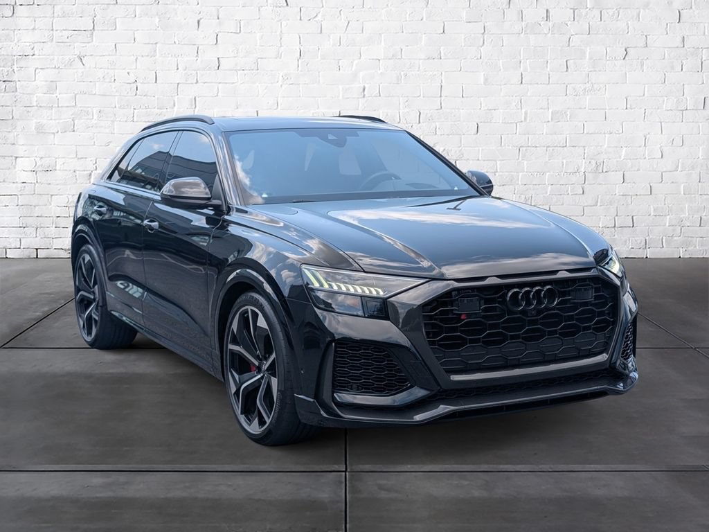 Used 2023 Audi RS Q8 w/ Black Optic Package AWD/4WD image 2
