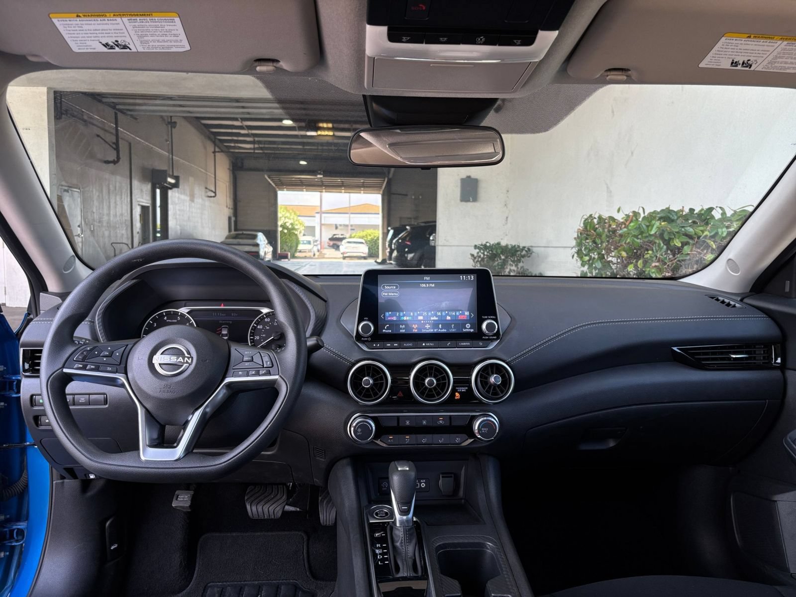 Used 2025 Nissan Sentra SV FWD image 32