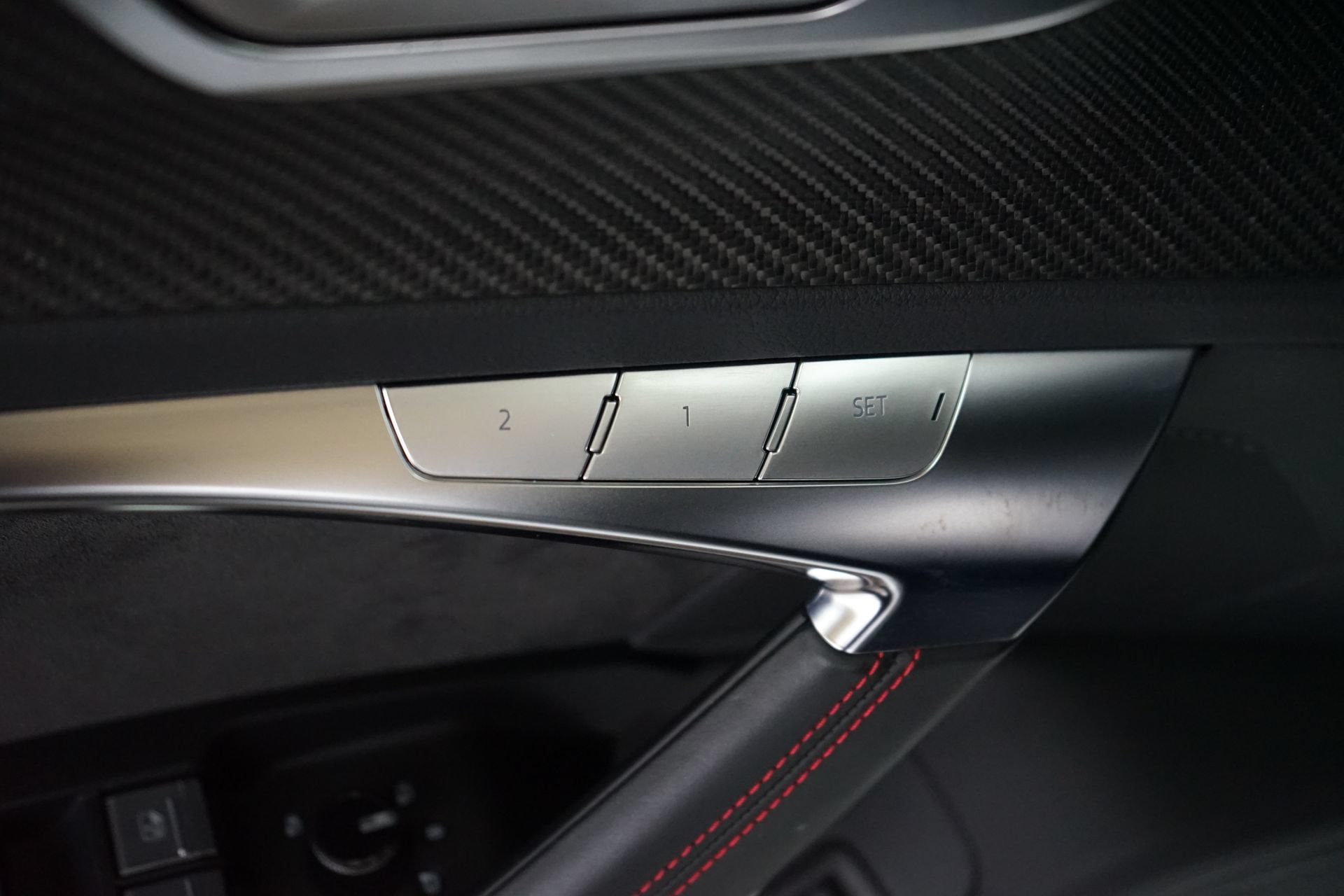 Used 2021 Audi RS 6 w/ Executive Package AWD/4WD image 30