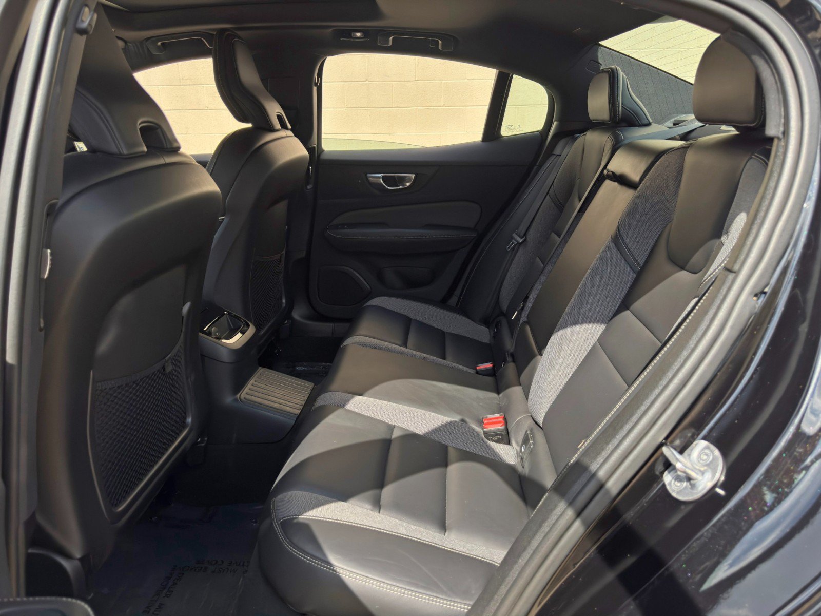 Used 2024 Volvo S60 T8 Plus AWD/4WD image 40