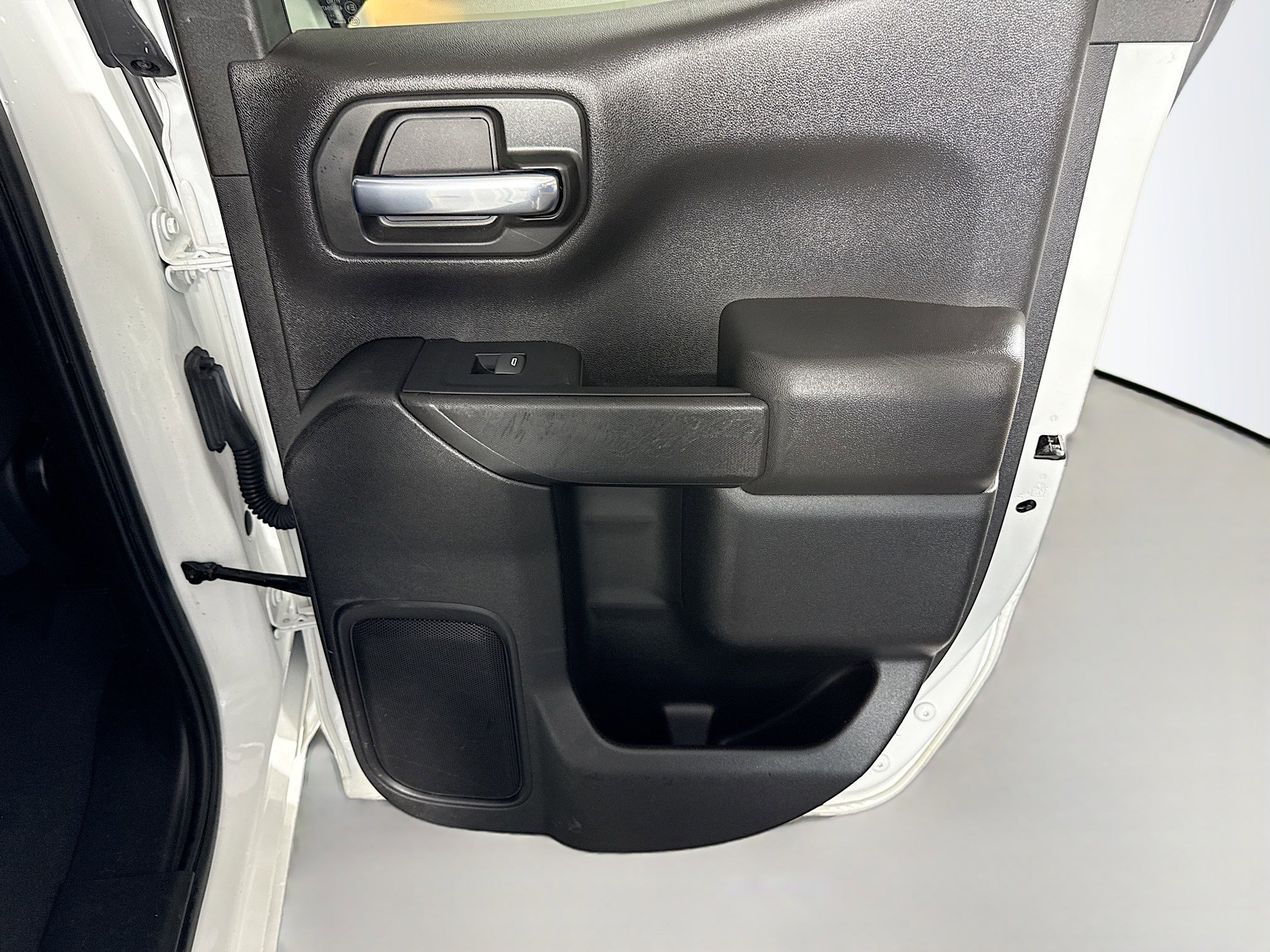 Used 2022 Chevrolet Silverado 1500 Custom RWD image 26