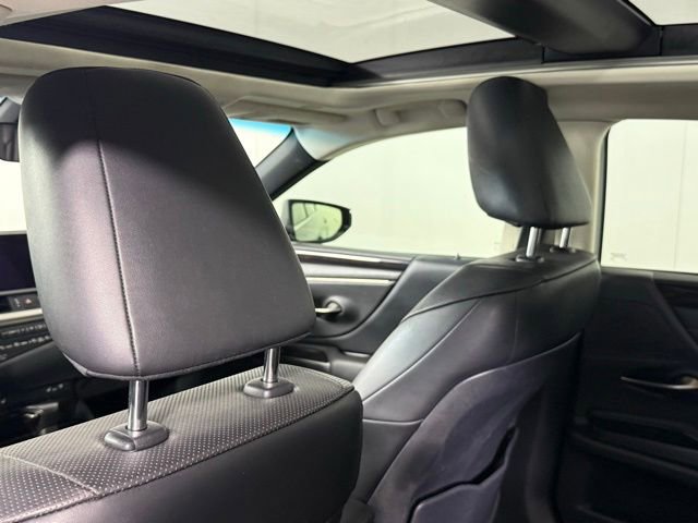 Used 2019 Lexus ES 350 w/ Premium Package FWD image 21