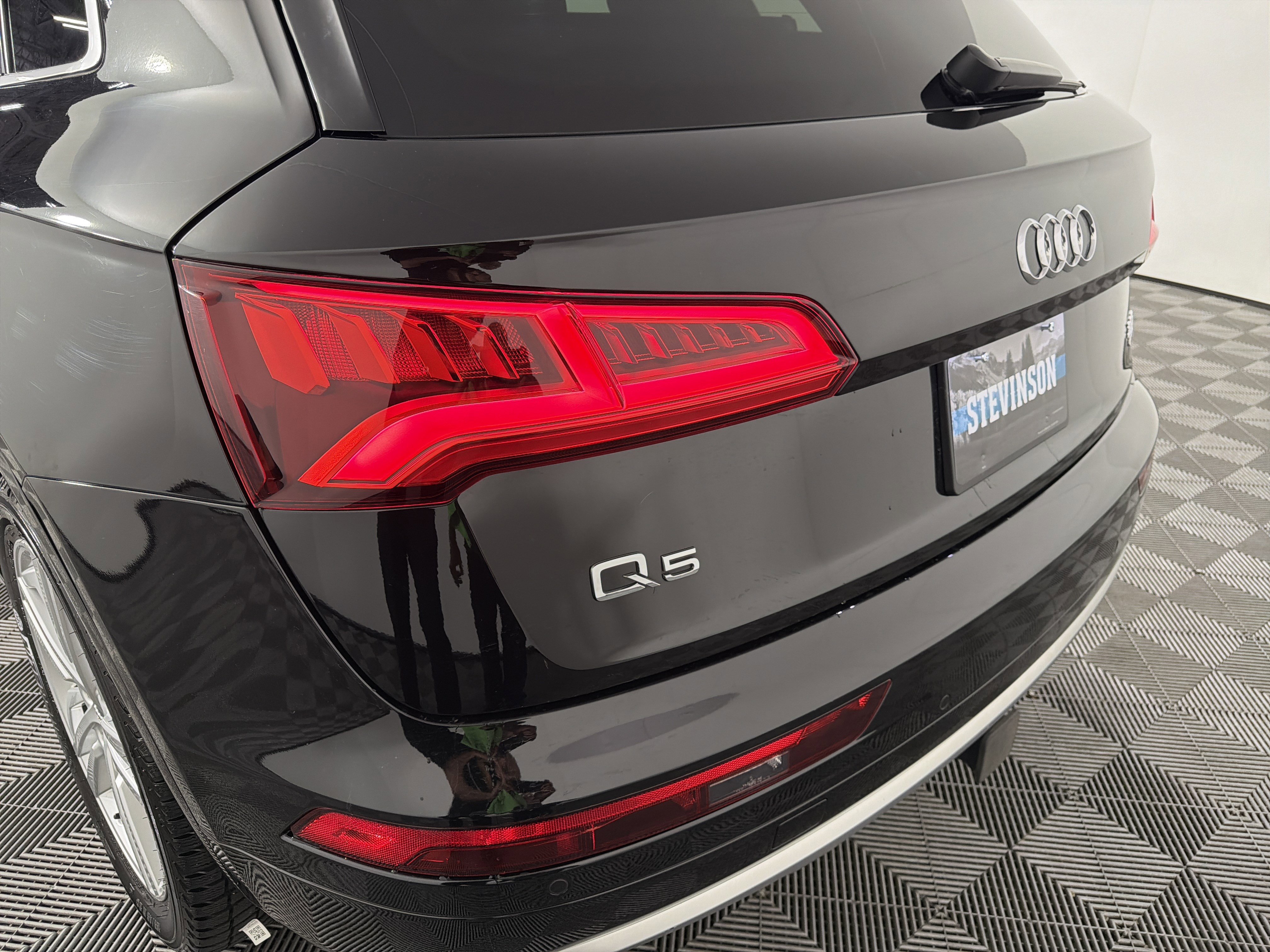 Used 2018 Audi Q5 Prestige w/ Prestige Package AWD/4WD image 27