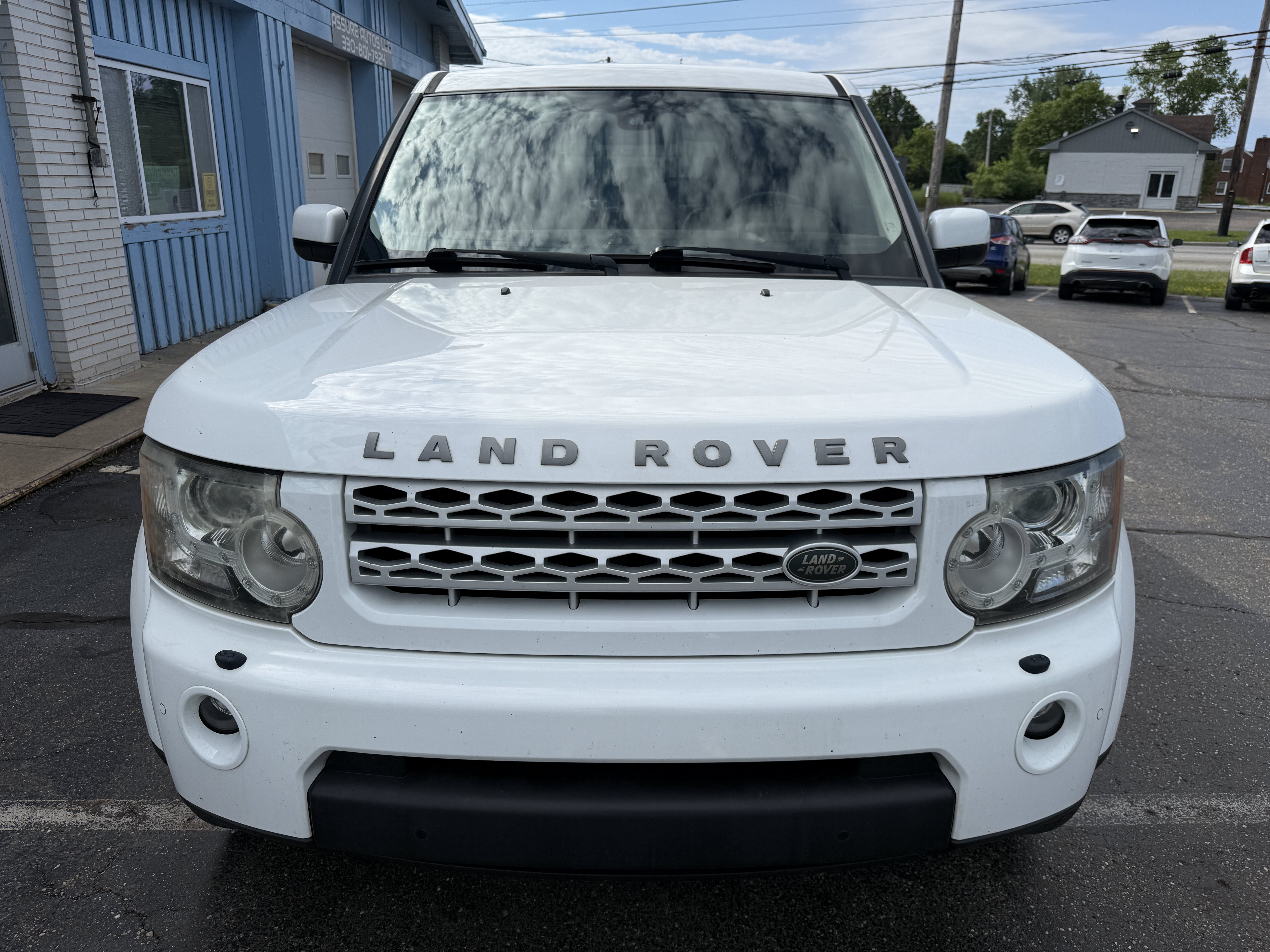 Used 2013 Land Rover LR4 HSE AWD/4WD image 8