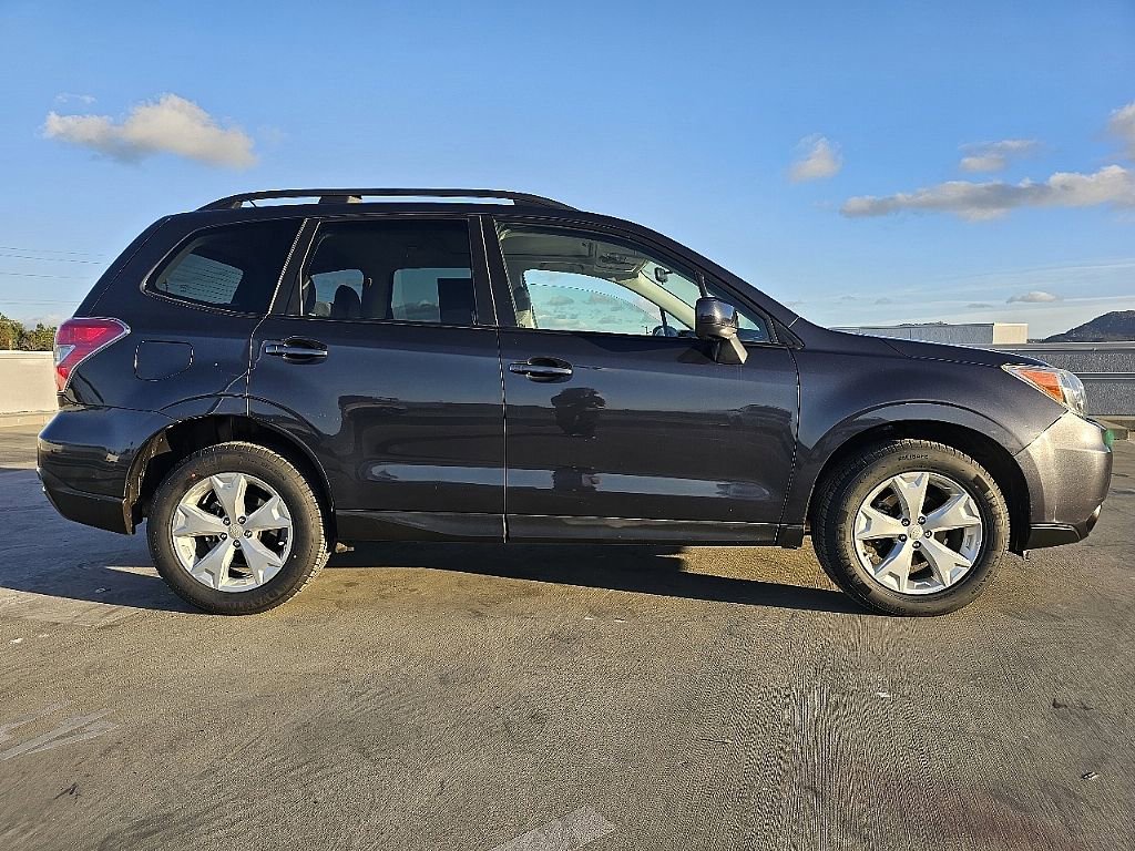 Used 2014 Subaru Forester 2.5i Premium w/ All-Weather Package image 10