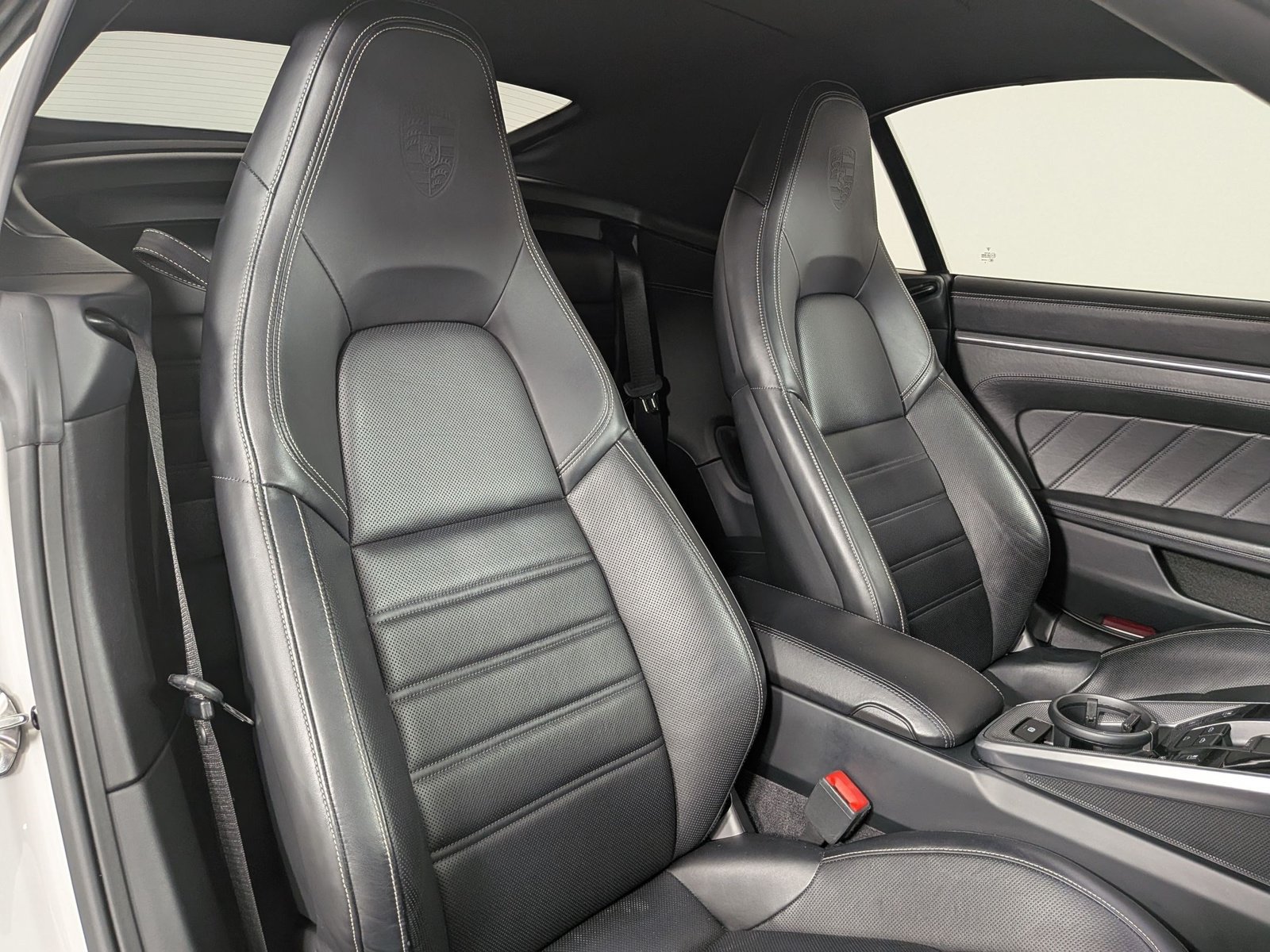 Certified 2021 Porsche 911 Turbo AWD/4WD image 23