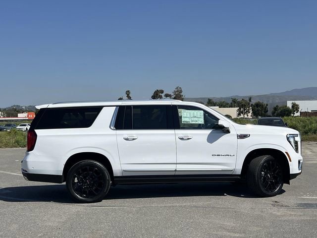 New 2026 GMC Yukon XL Denali w/ Denali Reserve Package image 2