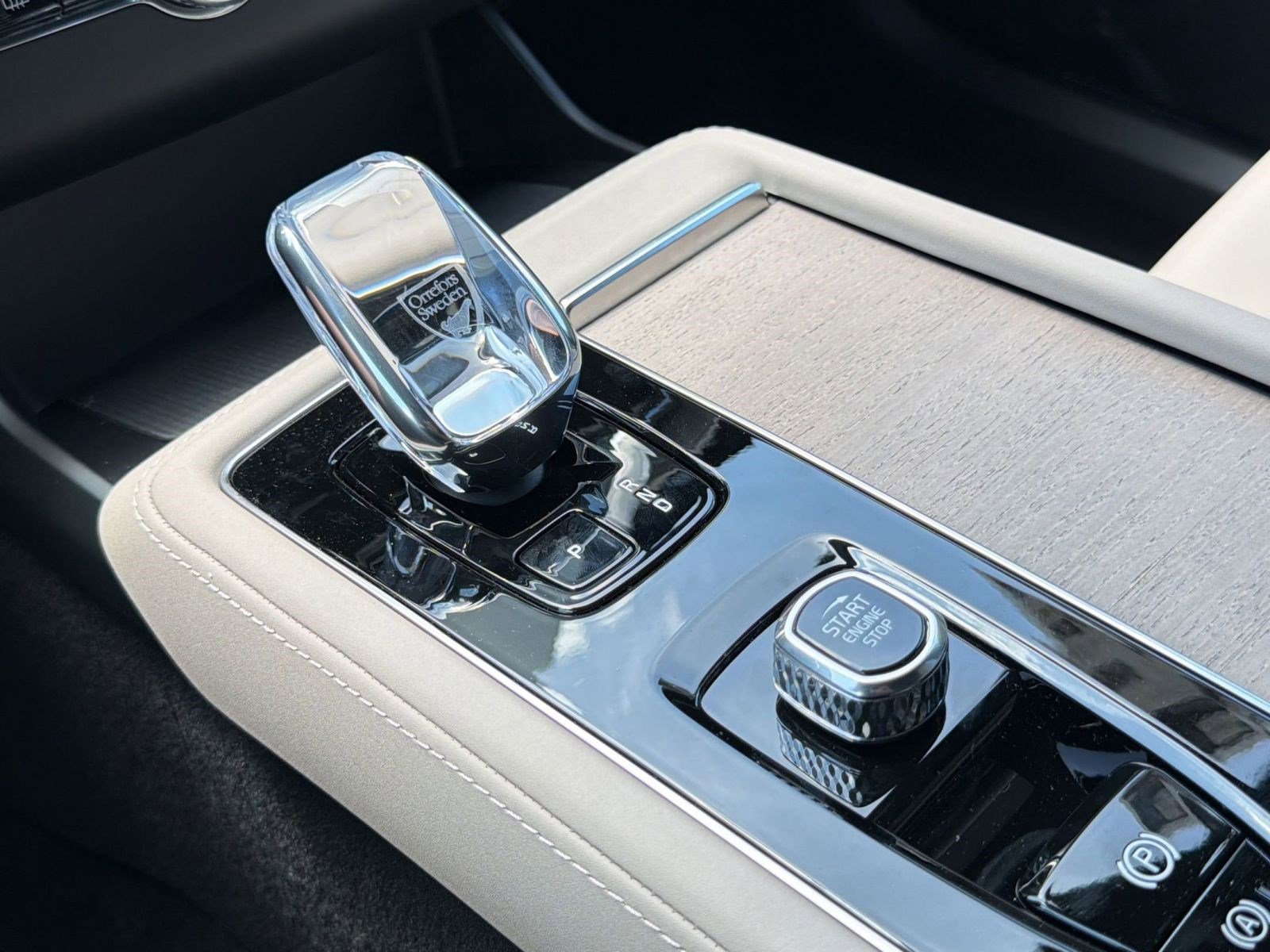 New 2026 Volvo XC90 B6 Plus w/ Protection Package image 16