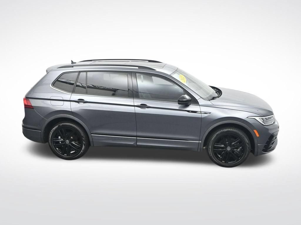 Used 2022 Volkswagen Tiguan SE R-Line AWD/4WD image 31