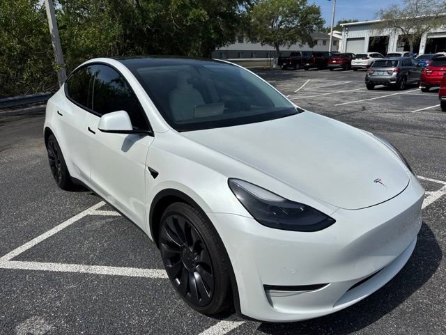Used 2022 Tesla Model Y Performance AWD/4WD image 3