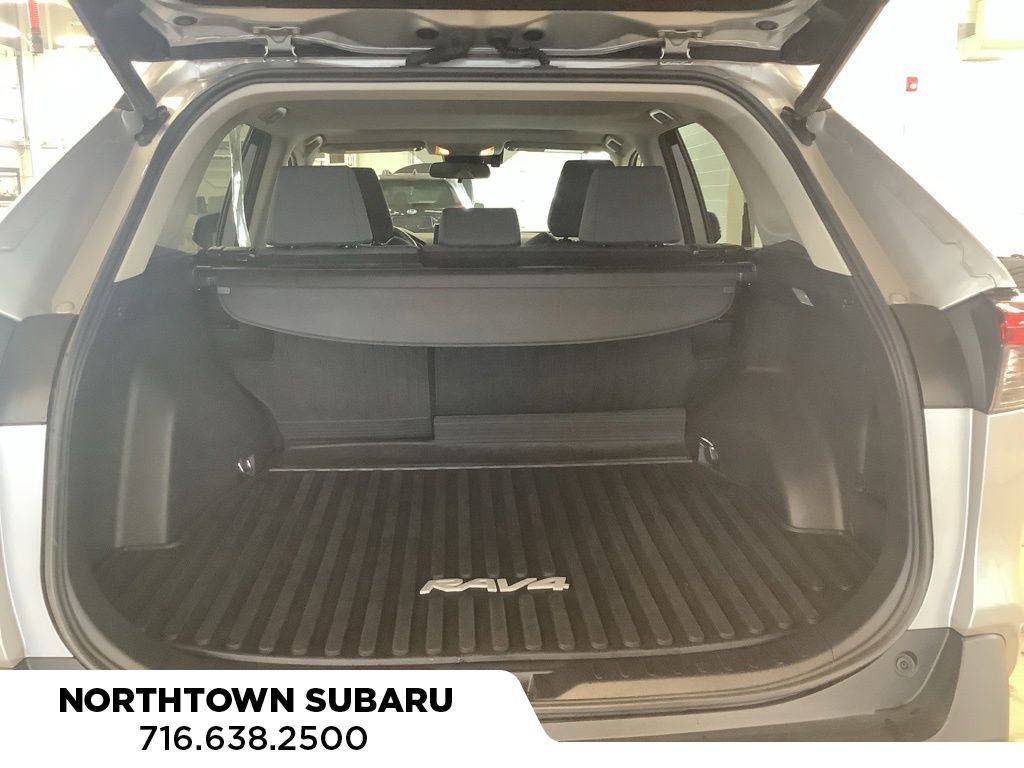 Used 2020 Toyota RAV4 XLE w/ Convenience Package image 23
