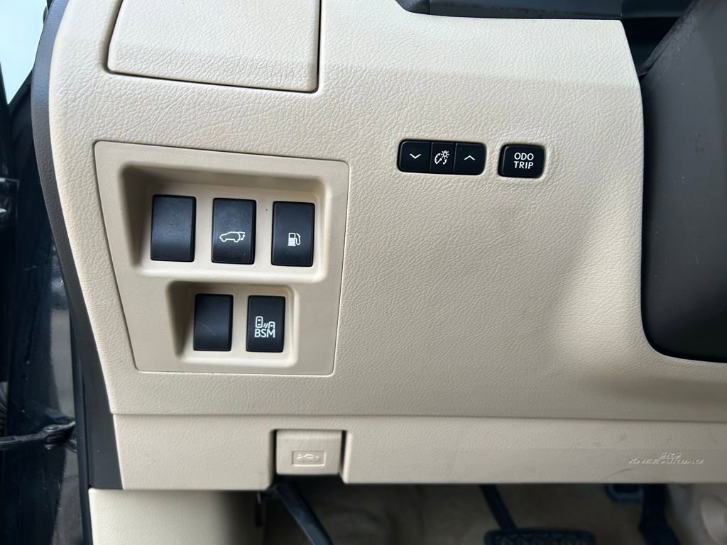 Used 2013 Lexus RX 450h AWD image 20