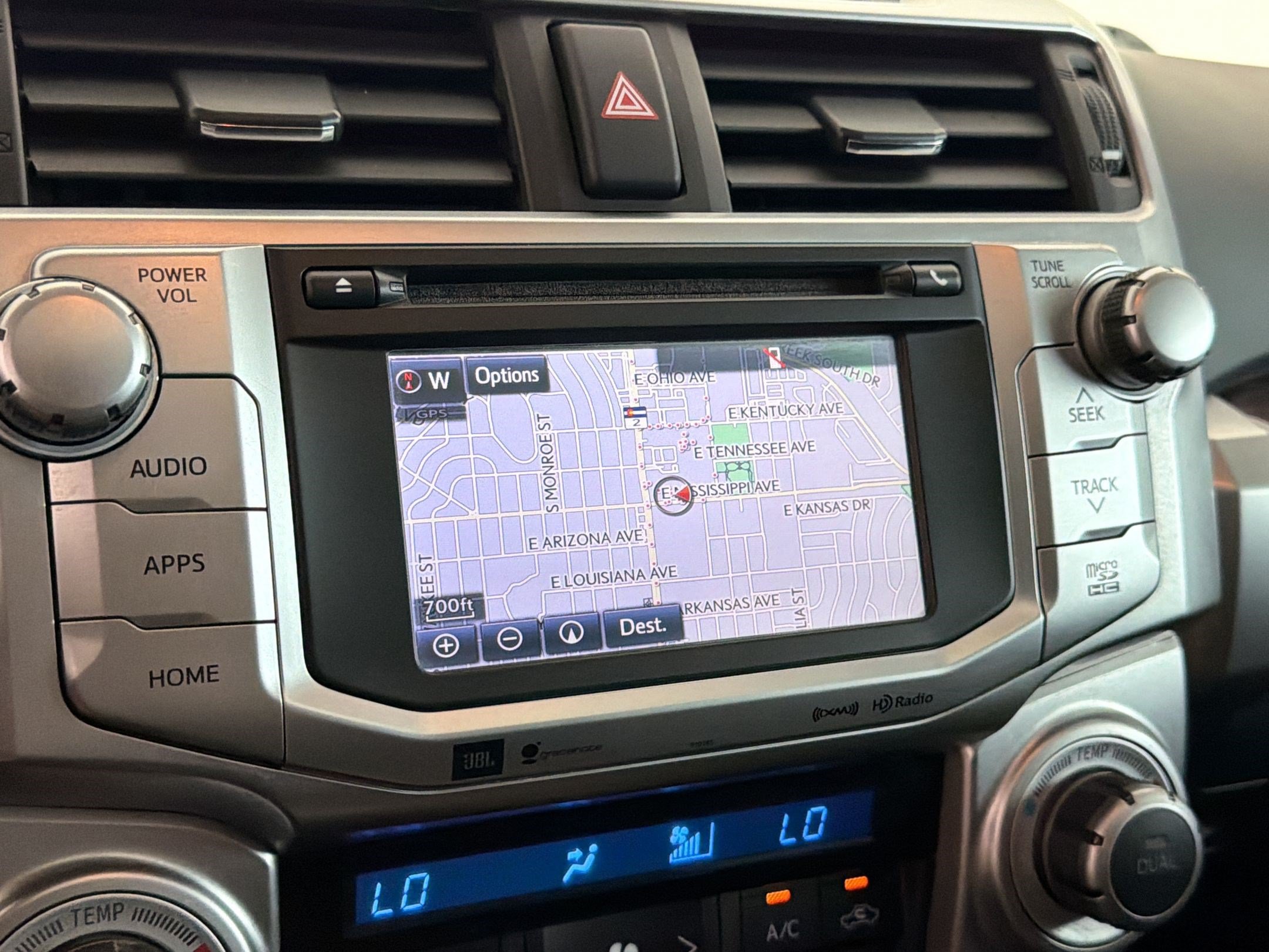 Used 2018 Toyota 4Runner Limited AWD/4WD image 19