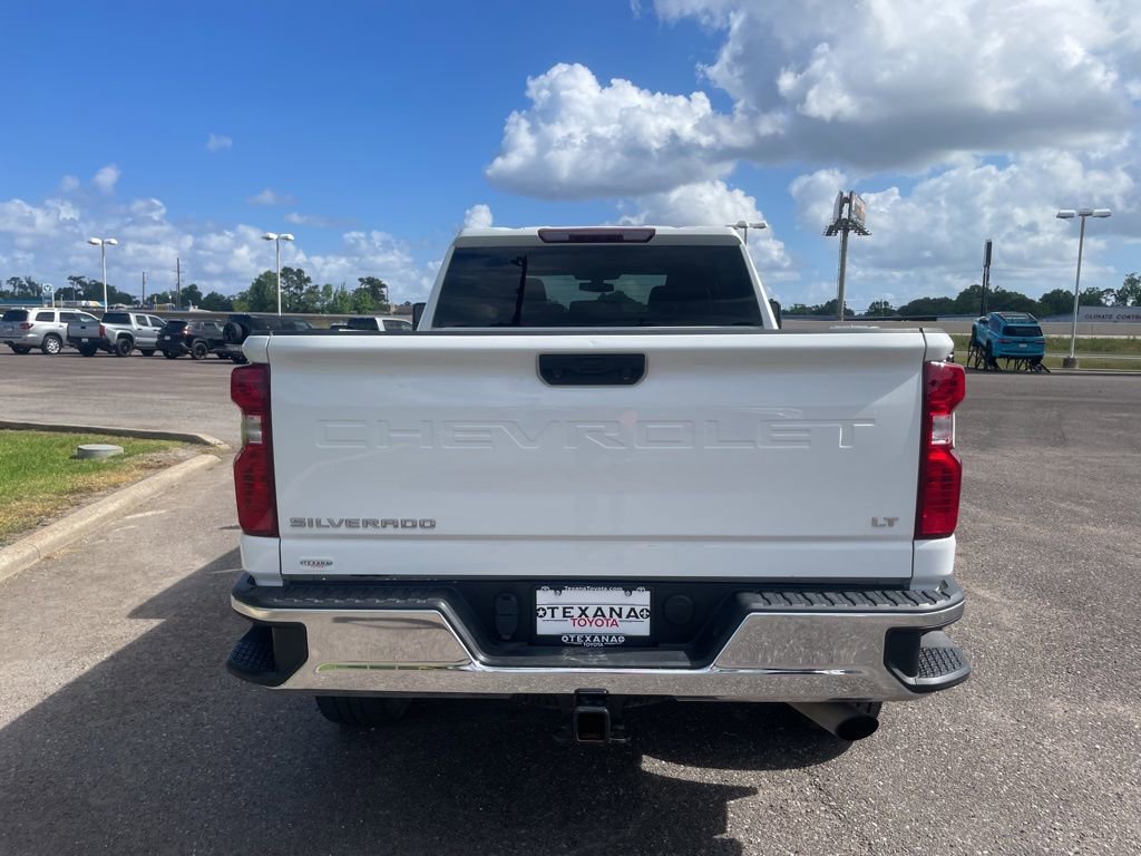 Used 2023 Chevrolet Silverado 2500 LT w/ Convenience Package AWD/4WD image 5