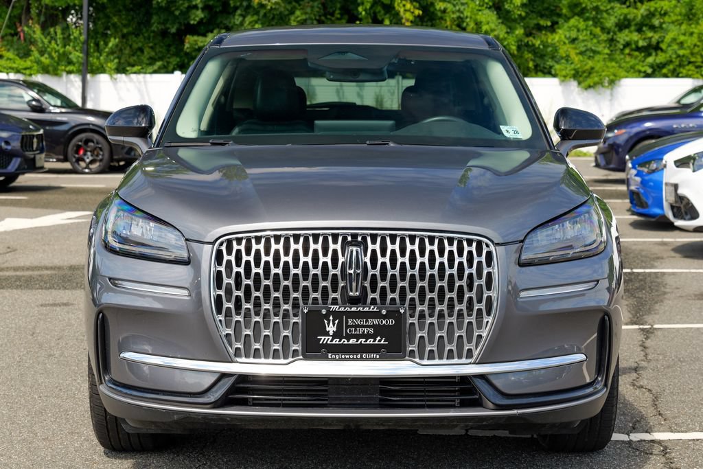 Used 2023 Lincoln Corsair AWD image 2