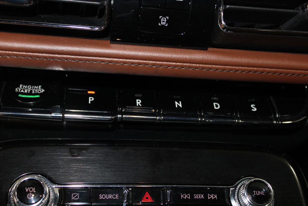 Used 2022 Lincoln Nautilus Reserve w/ Monochromatic Package image 46