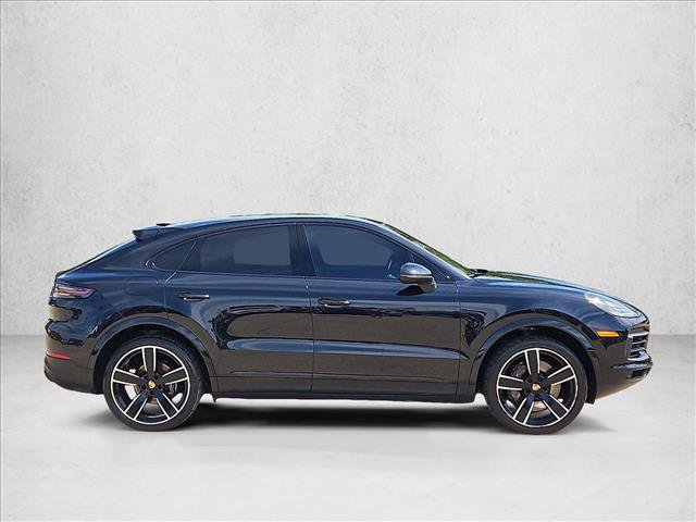 Used 2022 Porsche Cayenne Coupe AWD/4WD image 4
