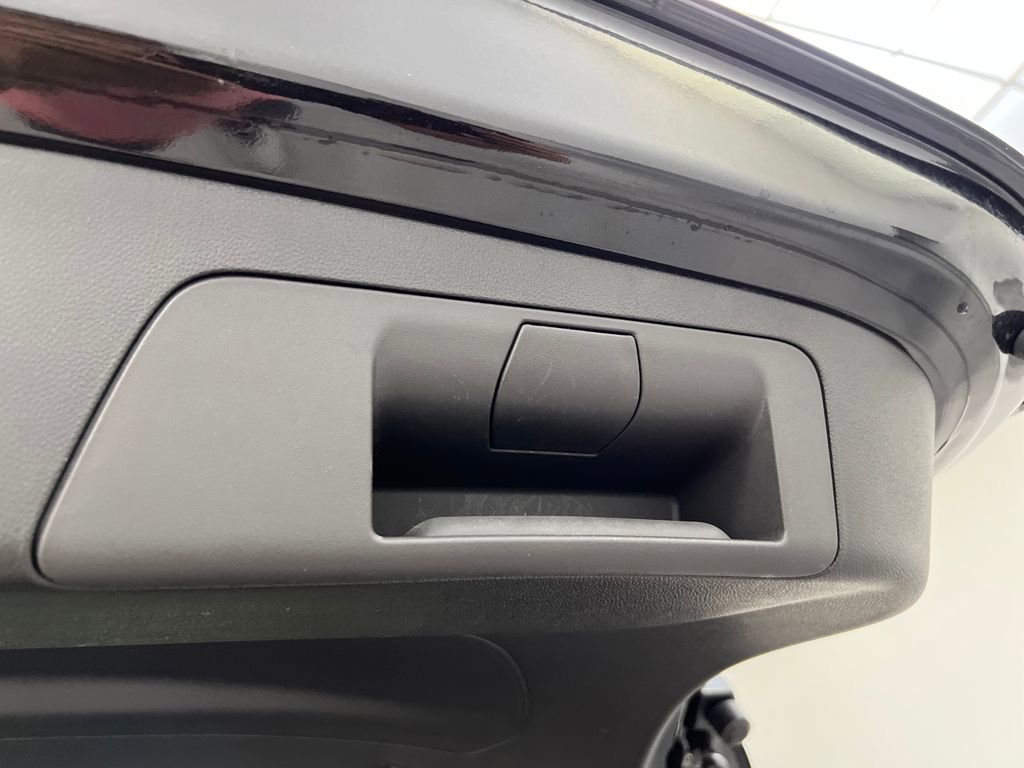 Used 2024 Buick Envision Sport Touring image 35