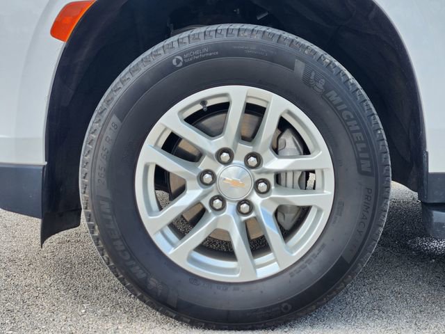 Used 2023 Chevrolet Suburban LT image 8