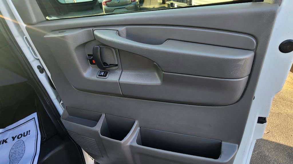 Used 2014 Chevrolet Express 2500 LT w/ LT Preferred Equipment Group image 15