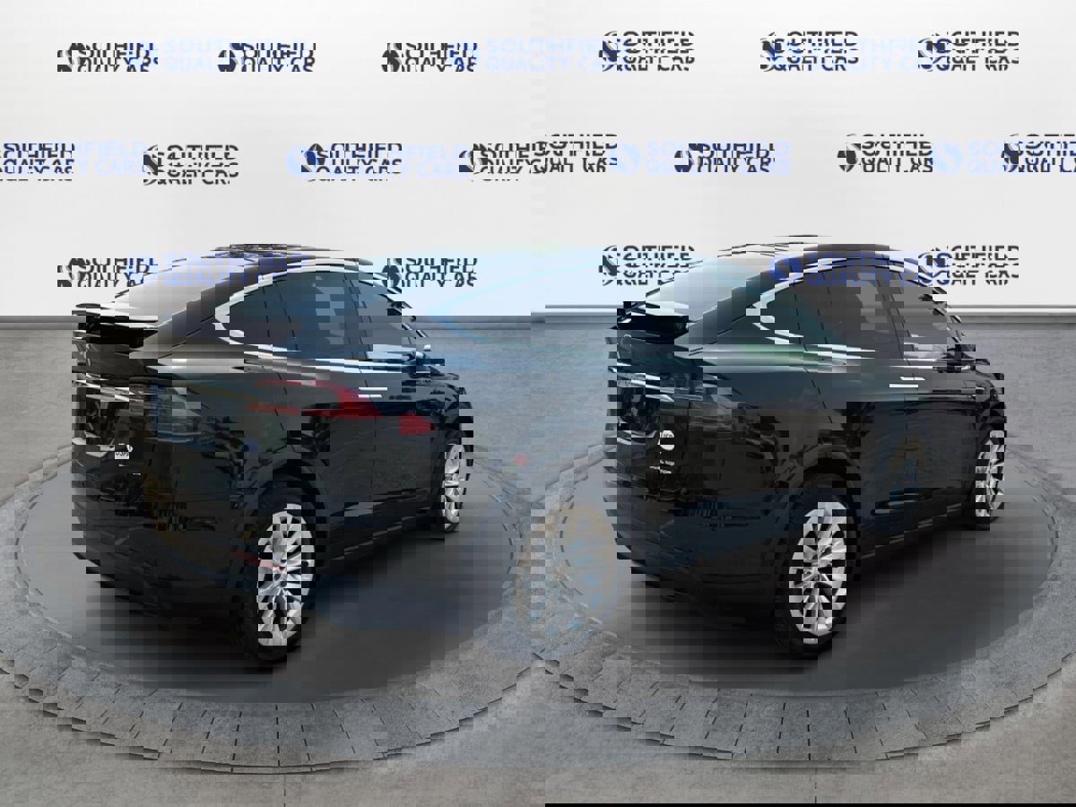 Used 2020 Tesla Model X Long Range image 7