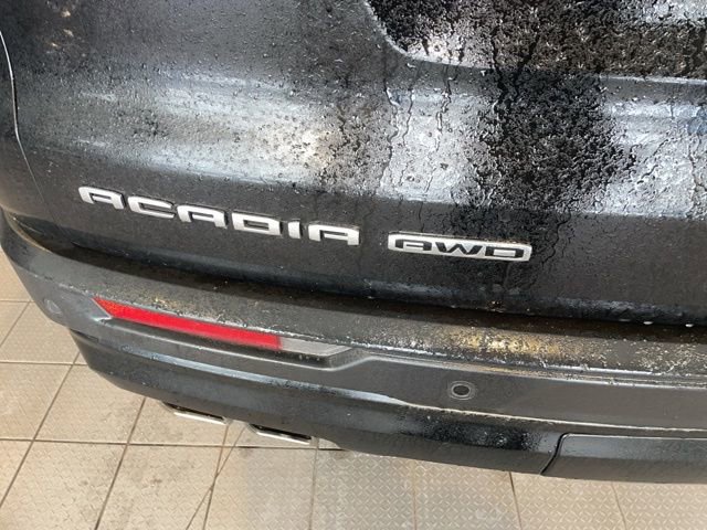 Used 2024 GMC Acadia AT4 image 4