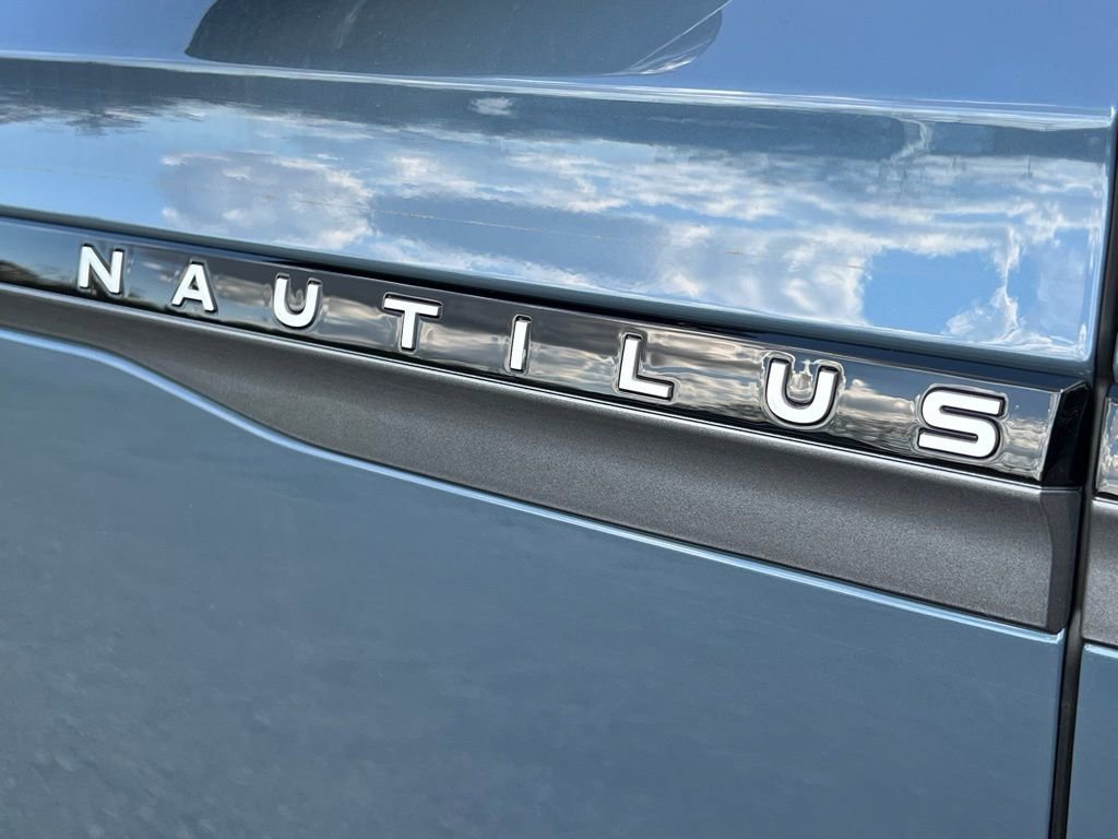 New 2026 Lincoln Nautilus Reserve w/ Jet Appearance Package AWD/4WD image 28