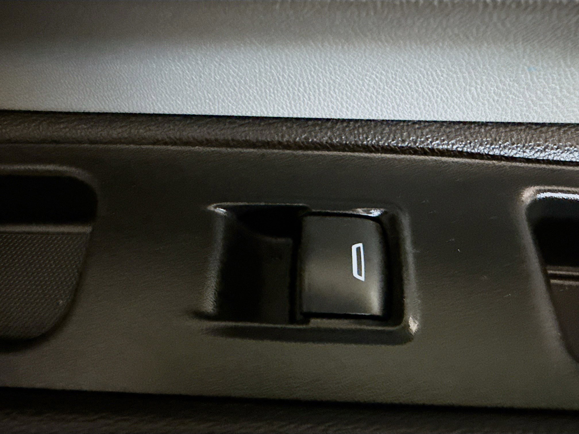 Used 2018 GMC Terrain SLE image 31