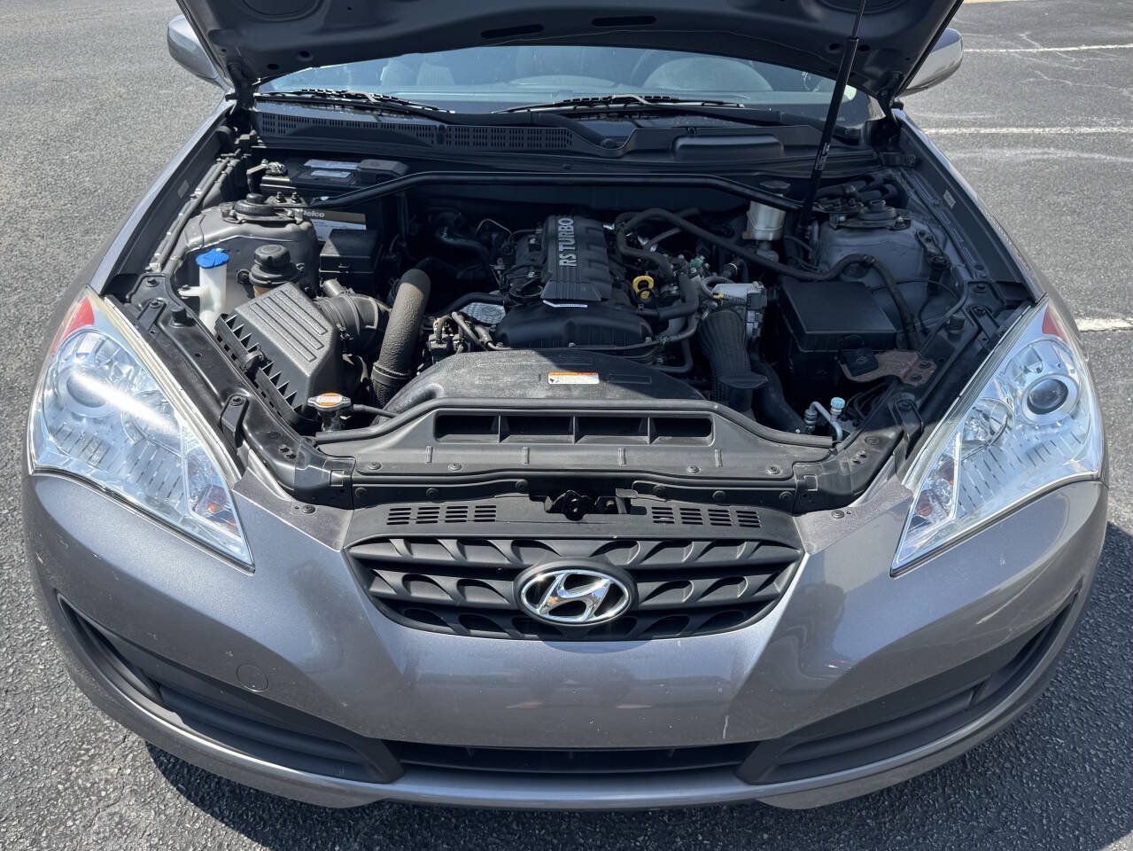 Used 2011 Hyundai Genesis 2.0T RWD image 16