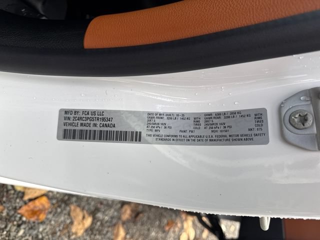 New 2026 Chrysler Pacifica Pinnacle AWD/4WD image 17