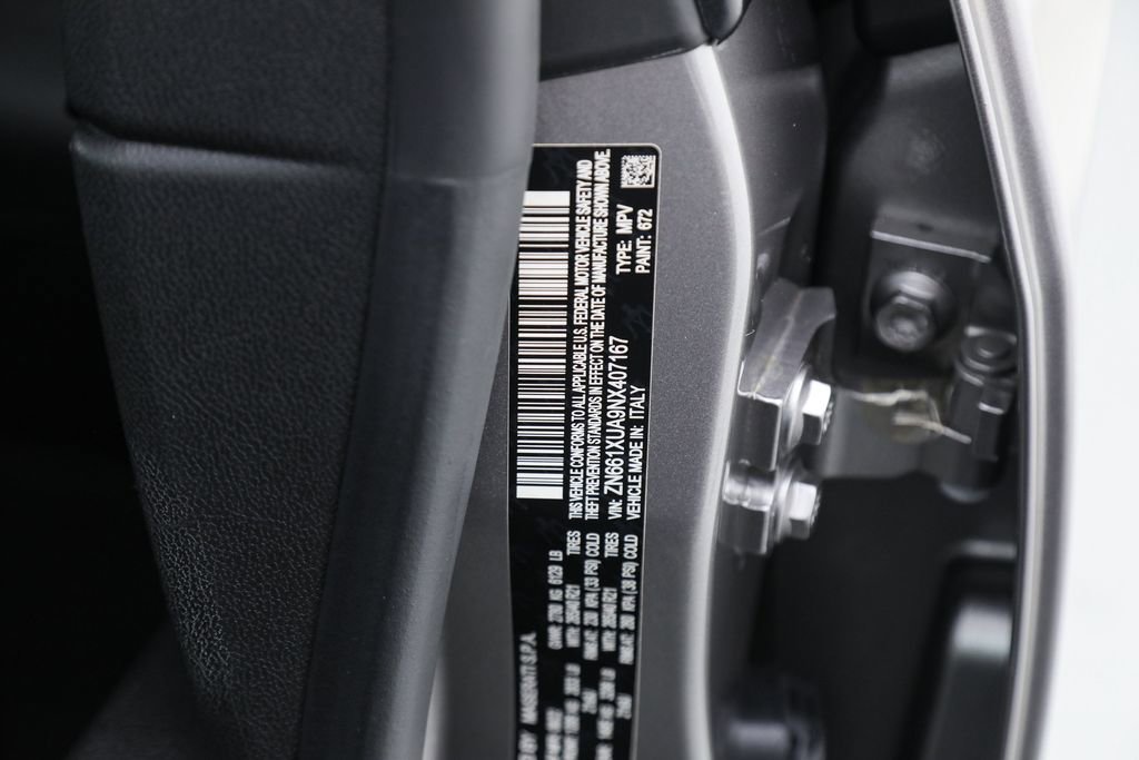 Certified 2022 Maserati Levante GT image 29