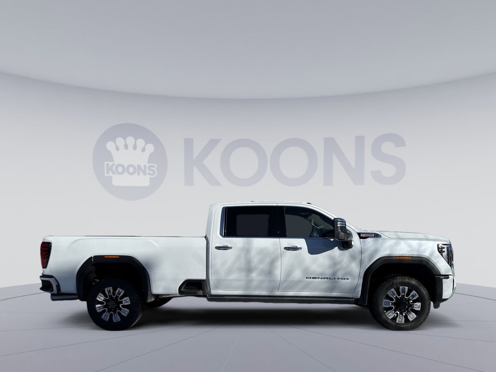 New 2026 GMC Sierra 3500 Denali w/ Denali Reserve Package image 5