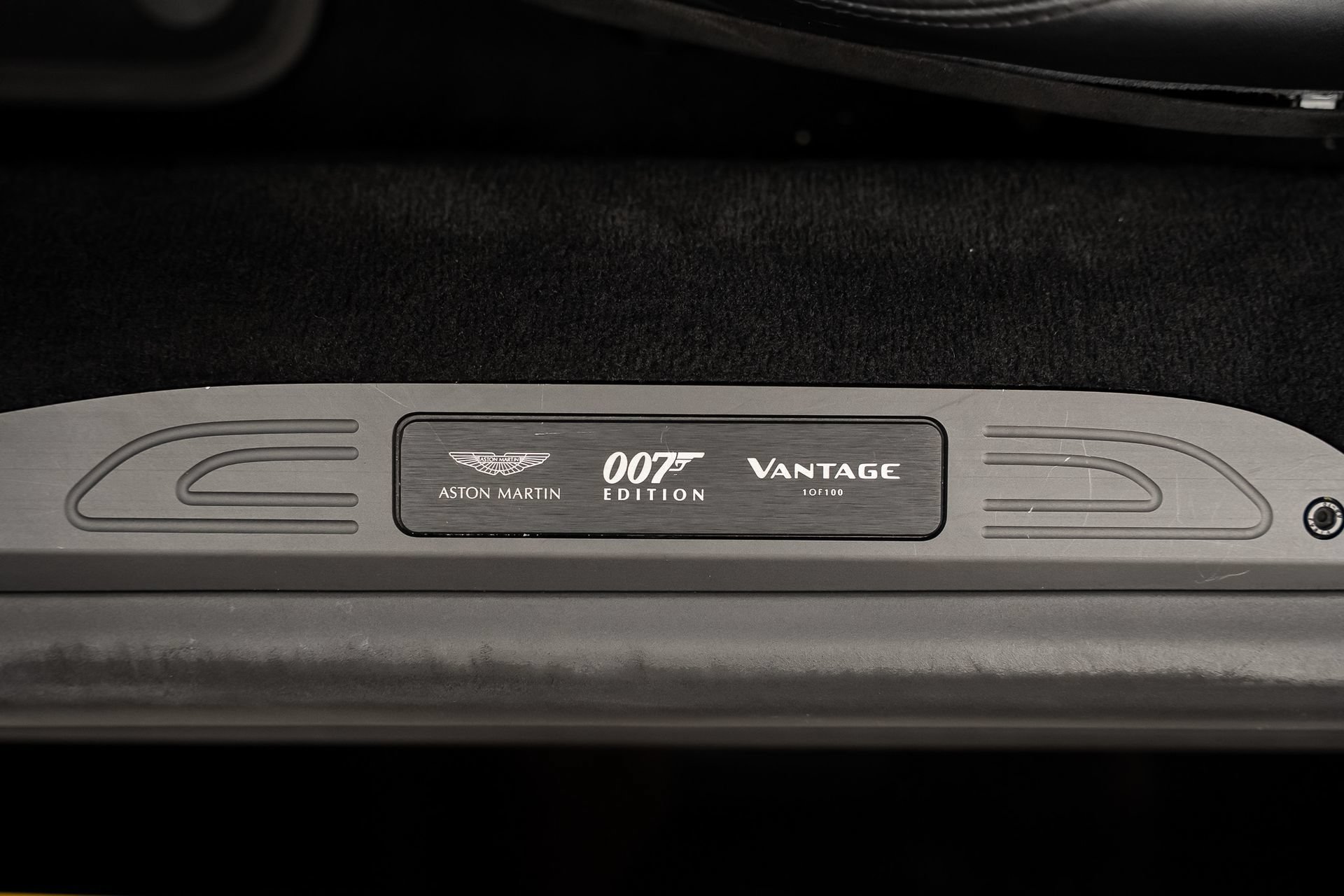 Used 2022 Aston Martin V8 Vantage Coupe RWD image 68