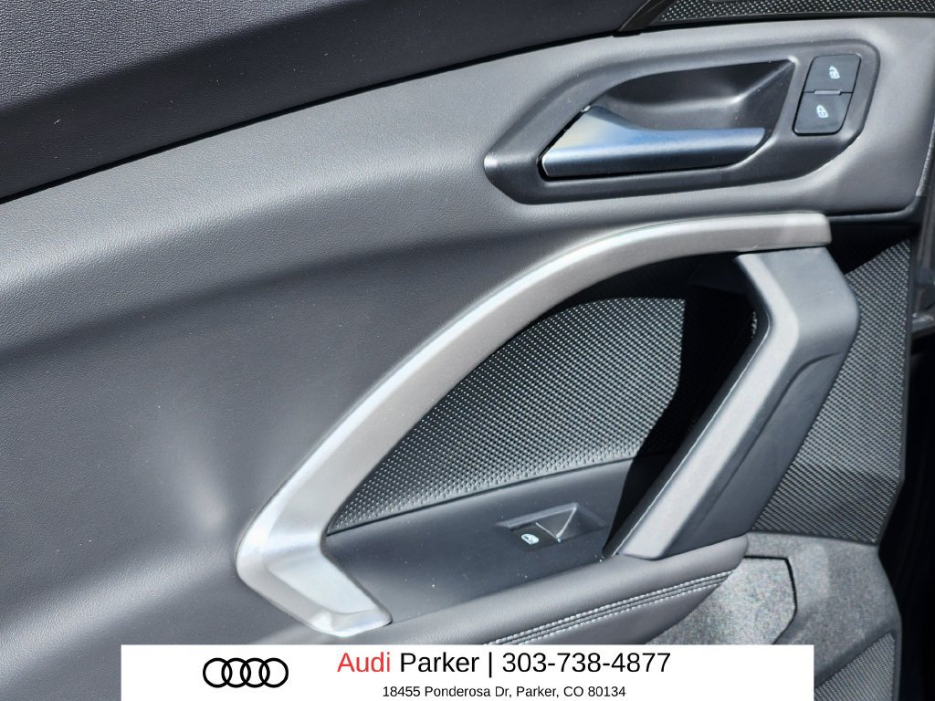 Used 2025 Audi Q5 Premium Plus w/ Premium Plus AWD/4WD image 10