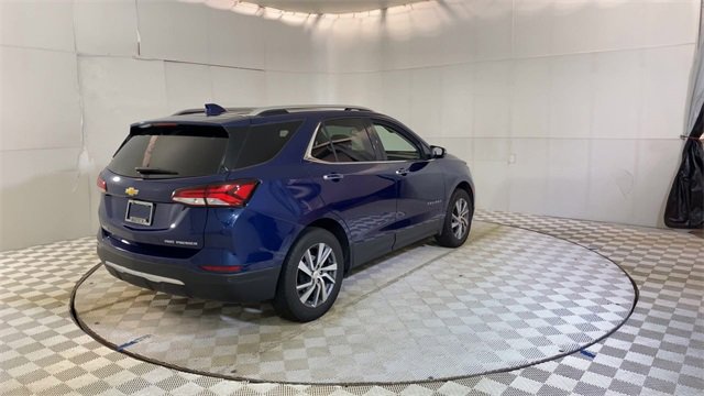 Used 2023 Chevrolet Equinox Premier w/ LPO, Floor Liner Package image 8