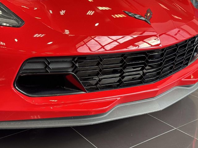 Used 2019 Chevrolet Corvette Grand Sport w/ Carbon Flash Badge Package image 27