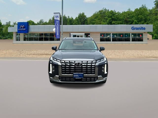 Used 2024 Hyundai Palisade Calligraphy AWD/4WD image 3