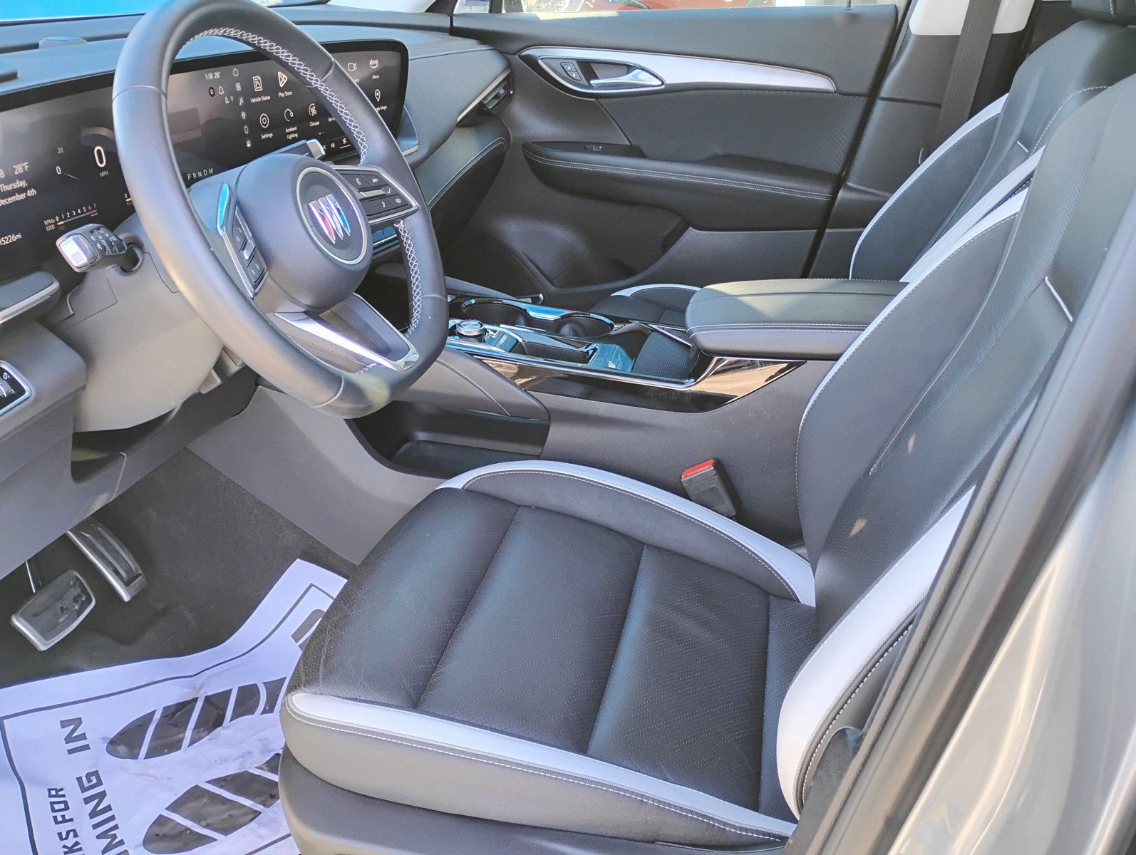 Used 2025 Buick Envision Sport Touring image 11