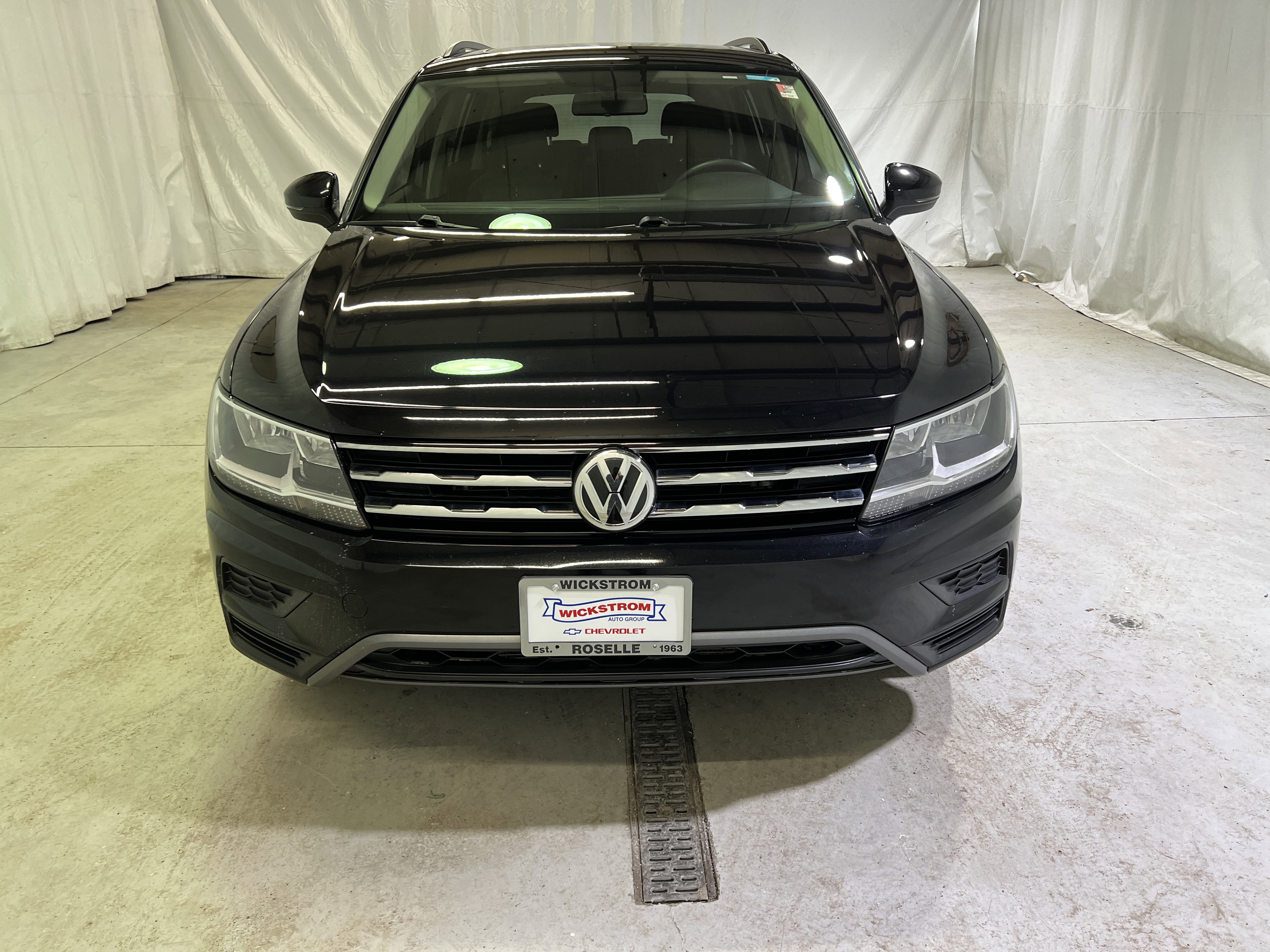 Used 2020 Volkswagen Tiguan SE image 3