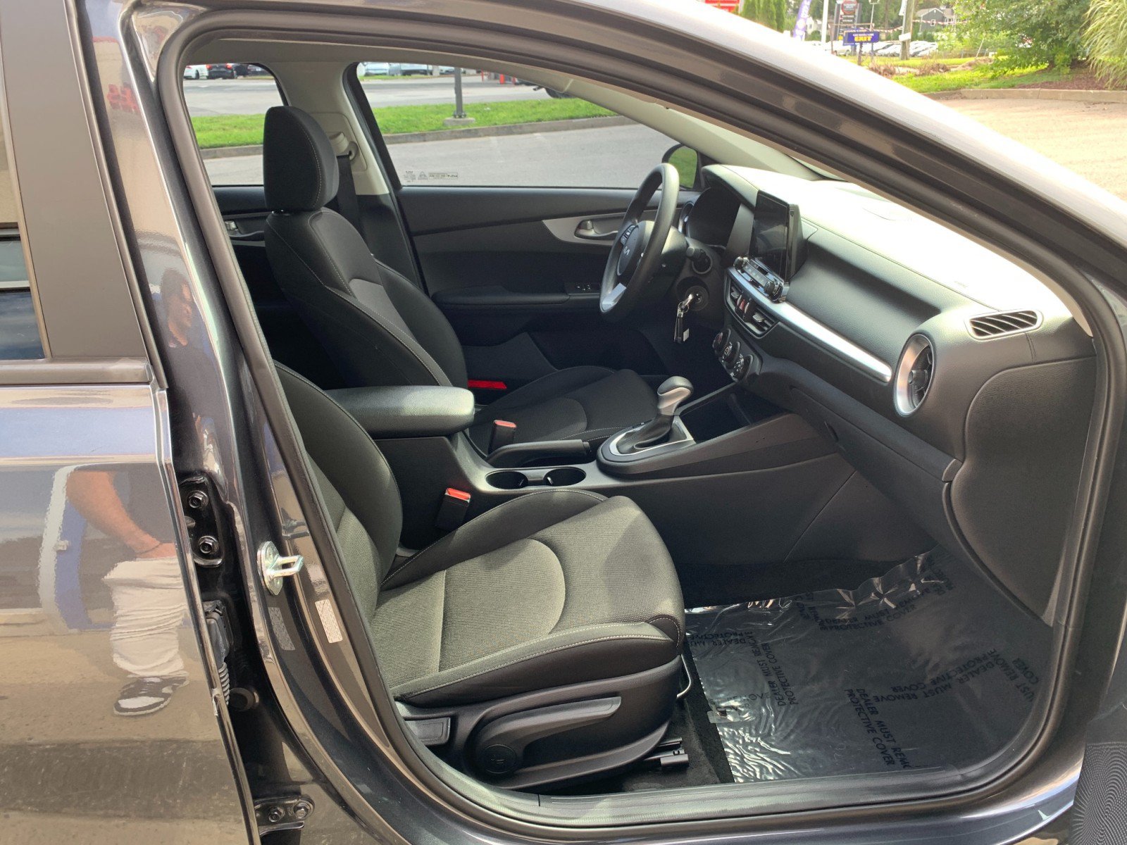 Used 2023 Kia Forte LXS FWD image 29