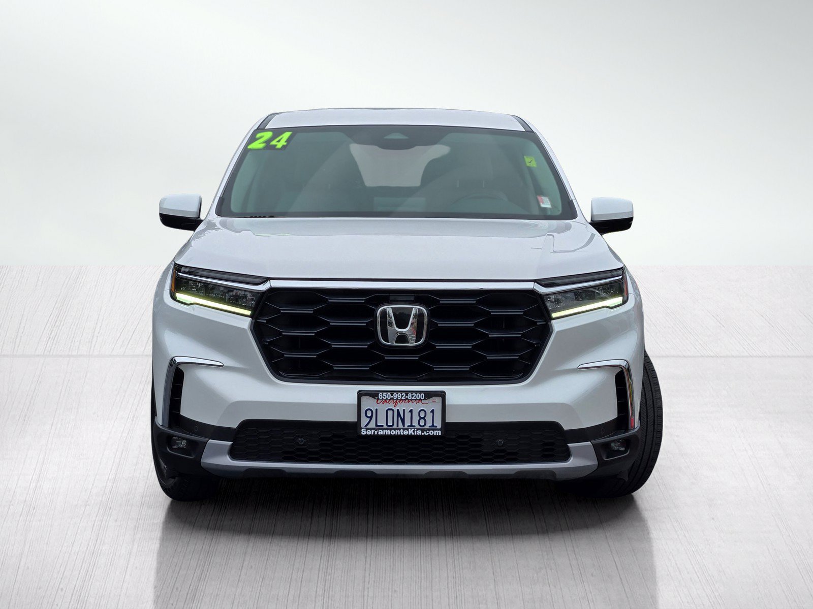 Used 2024 Honda Pilot EX-L image 2